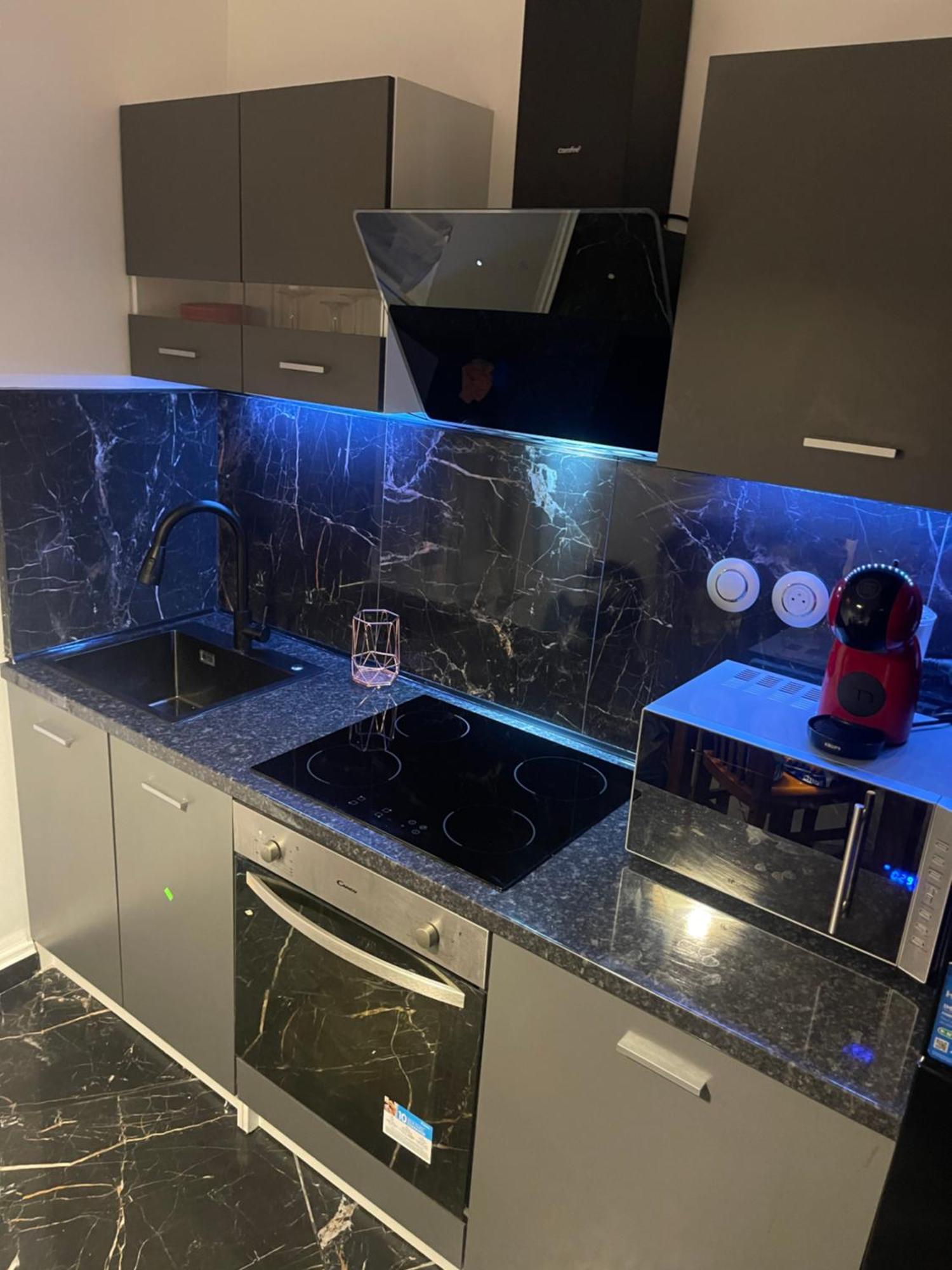 Appartement 3 Pieces En Face La Gare De Creil Ngoại thất bức ảnh